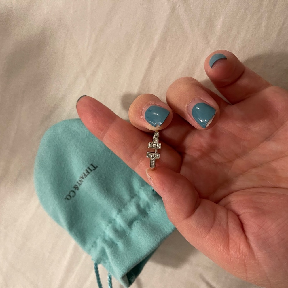 Tiffany ringg